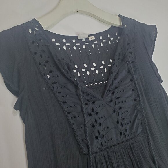 GAP Womens Blouse XSmall Key Holes Short Flutter Sleeves Semi-Sheer Tassels Boho - Picture 3 of 8